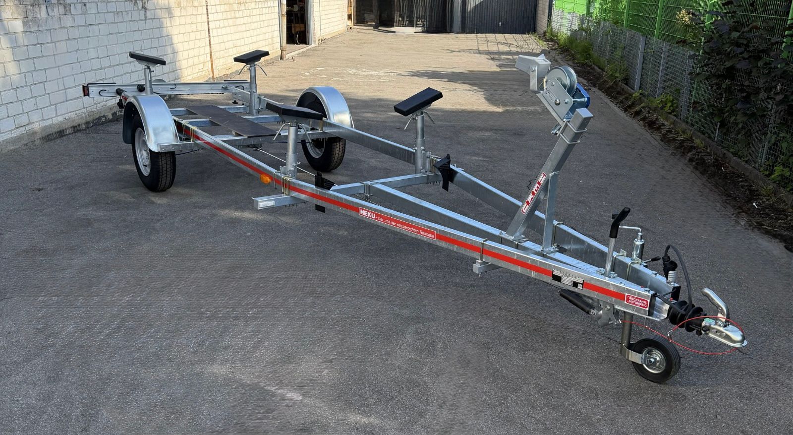 HEKU B 1300 als Beispielfoto für den gebremsten Einachser B 1100