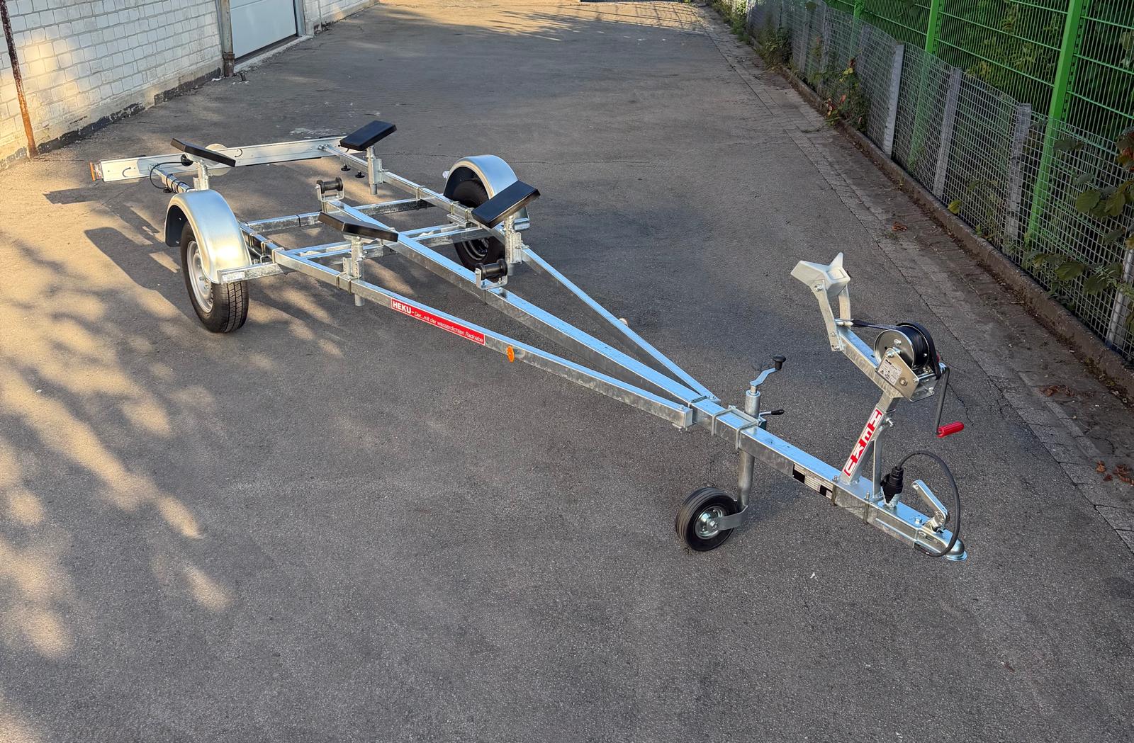 HEKU B 750 Bootsanhänger im Originalfoto